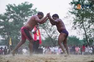 रुपन्देहीमा कुस्ती मोह, नेपाल–भारतका ४४ पहलमान भिडे (तस्विरहरू)